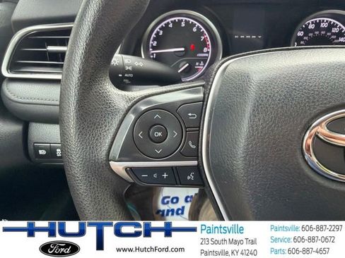 Used 2022 Toyota Camry LE FWD image 18