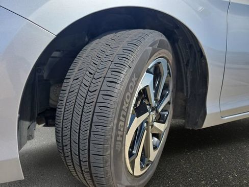 Used 2016 Honda Accord EX-L image 35
