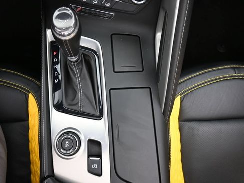 Used 2016 Chevrolet Corvette Stingray Convertible RWD image 19