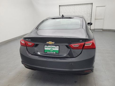 Used 2017 Chevrolet Malibu LT FWD image 7