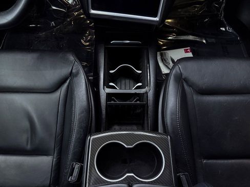 Used 2017 Tesla Model S 60D image 23