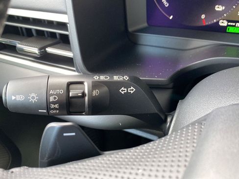 New 2026 Mitsubishi Outlander SEL AWD/4WD image 40