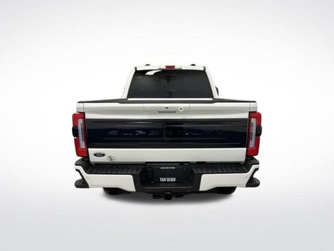 Used 2025 Ford F350 Platinum image 14