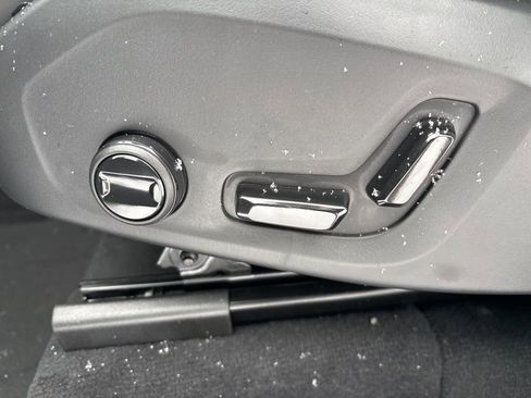 New 2026 Volvo XC90 B6 Core w/ Protection Package Premier AWD/4WD image 21