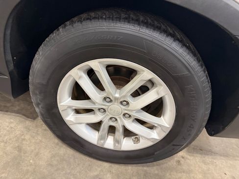 Used 2014 Kia Sorento LX image 26