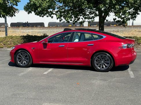 Used 2018 Tesla Model S 100D image 5