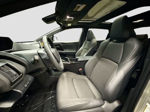 Used 2024 Toyota bZ4X XLE image 22