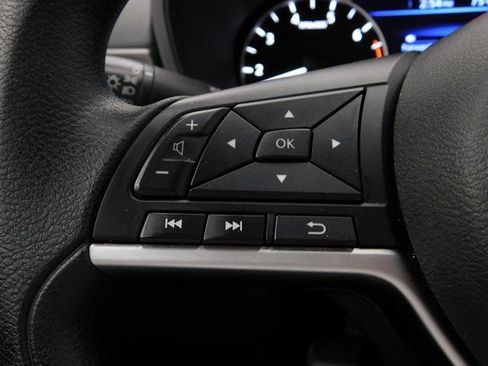 Used 2024 Nissan Altima 2.5 SV image 28