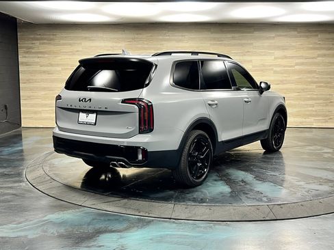 Used 2025 Kia Telluride EX X-Line AWD/4WD image 16