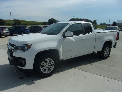 Used 2021 Chevrolet Colorado LT w/ Fleet Safety Package RWD image 6