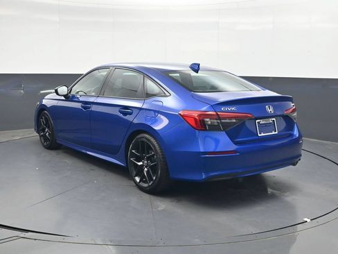 Used 2023 Honda Civic Sport image 6