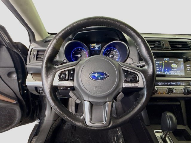 Used 2017 Subaru Outback 2.5i Touring w/ Popular Package #5A AWD/4WD image 12