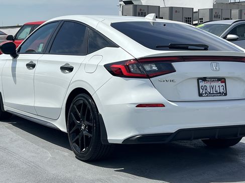Used 2022 Honda Civic Sport image 5
