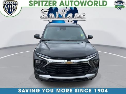 Used 2024 Chevrolet TrailBlazer LT FWD image 3