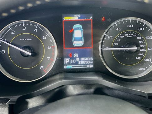 Used 2023 Subaru Crosstrek 2.5i Sport AWD/4WD image 12