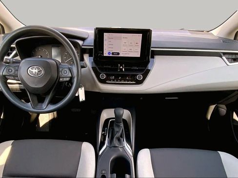 Used 2024 Toyota Corolla LE FWD image 15