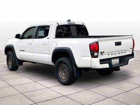 Used 2022 Toyota Tacoma SR5 w/ Trail Edition AWD/4WD image 14