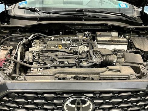 Used 2024 Toyota Corolla Cross LE w/ Moonroof Package AWD/4WD image 29