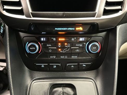 Used 2021 Ford Transit Connect XLT image 40