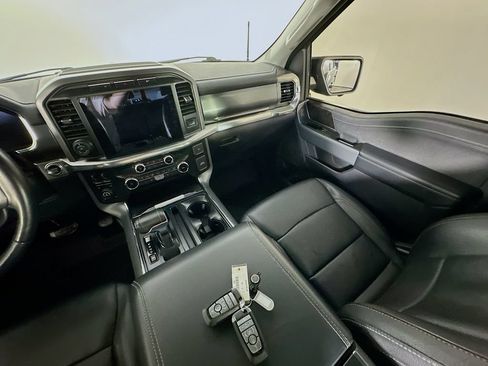 Used 2022 Ford F150 Lariat w/ Trailer Tow Package AWD/4WD image 11