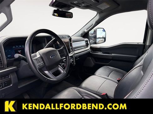 Used 2024 Ford F250 Lariat w/ Sport Appearance Package image 9