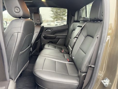 Used 2025 GMC Canyon Elevation w/ Convenience Package image 25