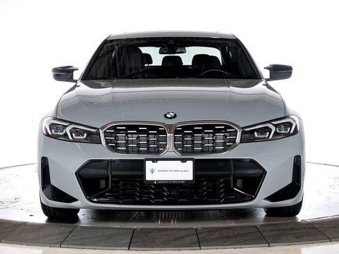 Used 2024 BMW M340i xDrive w/ Driving Assistance Package image 9