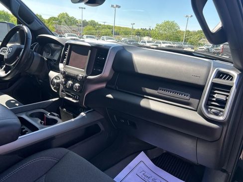 Used 2022 RAM 1500 Big Horn AWD/4WD image 26