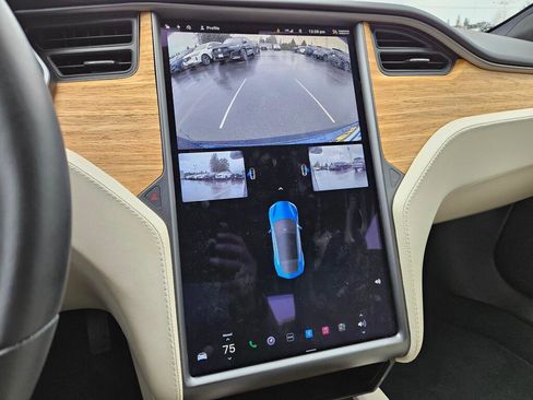 Used 2020 Tesla Model S Long Range Plus image 30