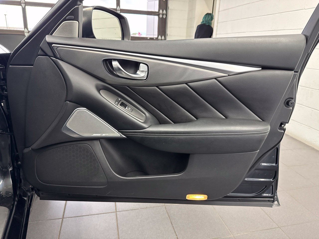 Used 2018 INFINITI Q50 Sport w/ Sensory Package (Sport) AWD/4WD image 54