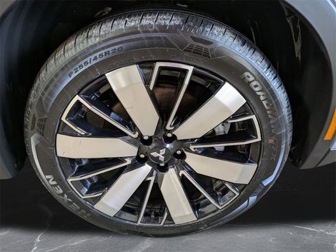 Used 2025 Mitsubishi Outlander SEL image 31