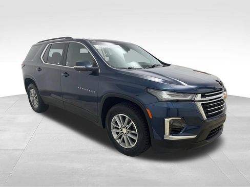 Used 2023 Chevrolet Traverse LT FWD image 7