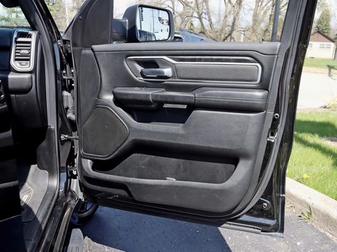 Used 2020 RAM 1500 Big Horn AWD/4WD image 33