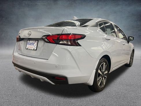 New 2025 Nissan Versa SV image 5