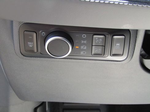 Used 2025 Ford Mustang Mach-E Premium AWD/4WD image 20