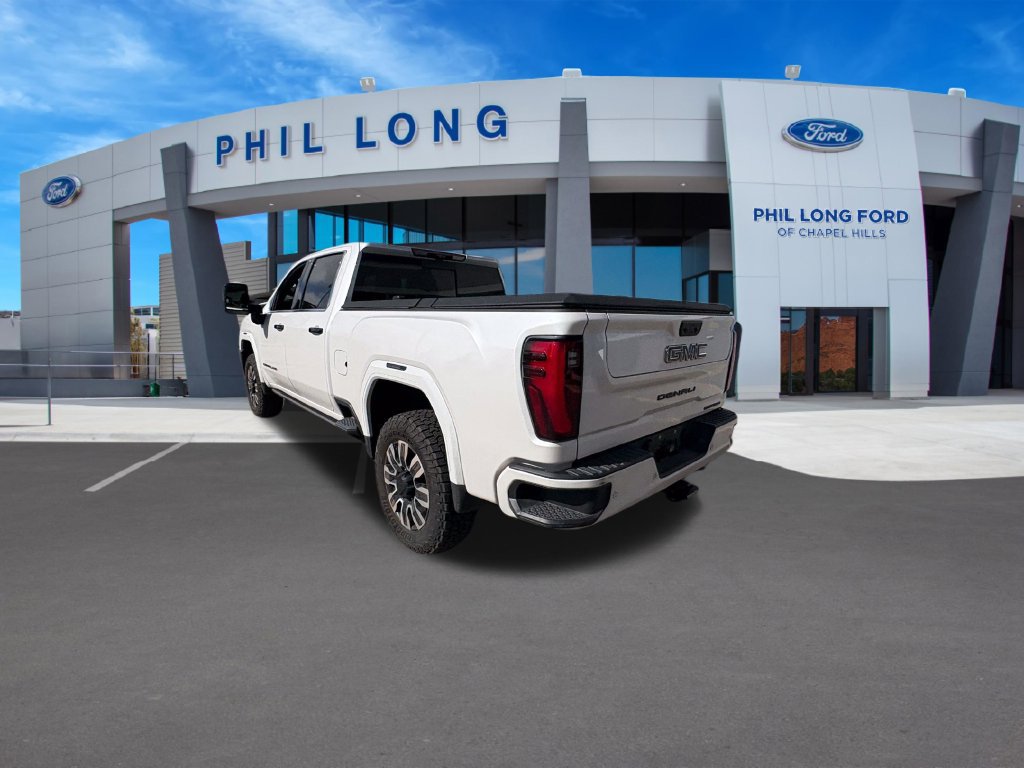Used 2024 GMC Sierra 2500 Denali Ultimate AWD/4WD image 4