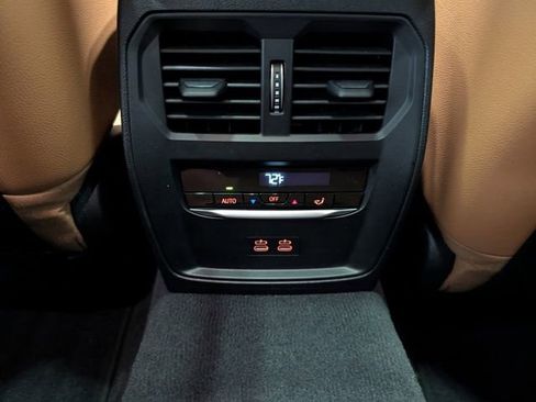 Used 2025 BMW 430i xDrive w/ M Sport Package image 11