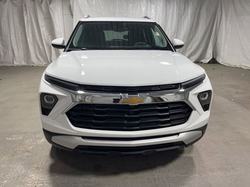 New 2026 Chevrolet TrailBlazer LT FWD image 2