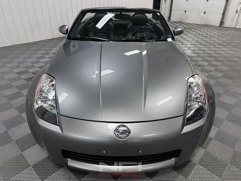 Used 2004 Nissan 350Z Touring RWD image 6