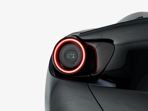Used 2019 Ferrari Portofino RWD image 38