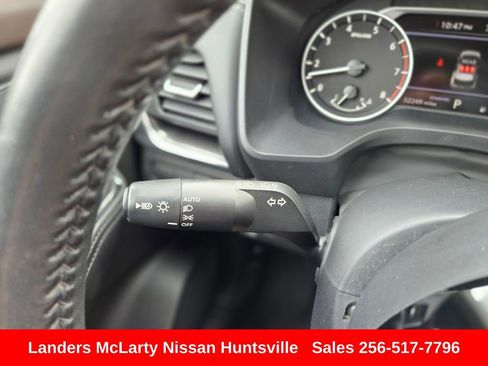 Used 2023 Nissan Rogue SV w/ SV Premium B Package FWD image 26
