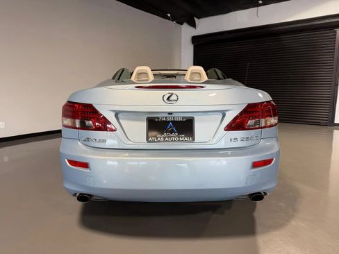 Used 2010 Lexus IS 250C w/ Luxury Pkg RWD image 5