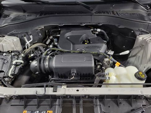 Used 2020 Ford Explorer XLT w/ Equipment Group 202A image 15