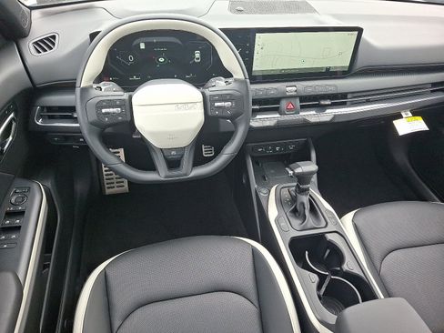 New 2025 Kia K4 GT-Line Turbo FWD image 7