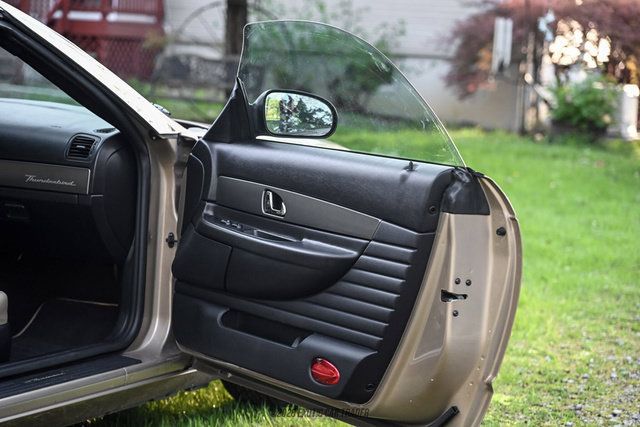 Used 2005 Ford Thunderbird RWD image 28