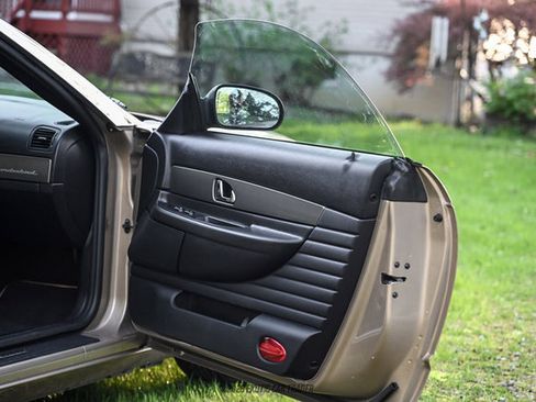 Used 2005 Ford Thunderbird RWD image 28