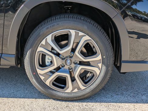 New 2025 Subaru Ascent Touring image 11