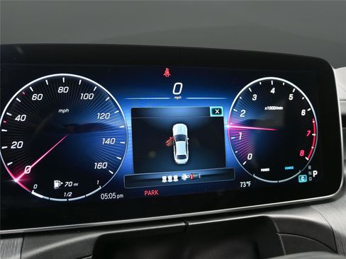 Used 2023 Mercedes-Benz C 300 4MATIC Sedan image 3