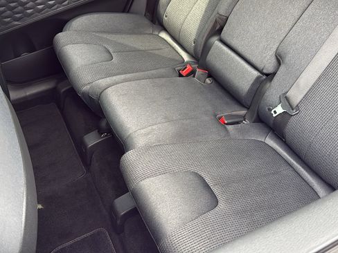 Used 2022 Hyundai Santa Fe SEL image 29