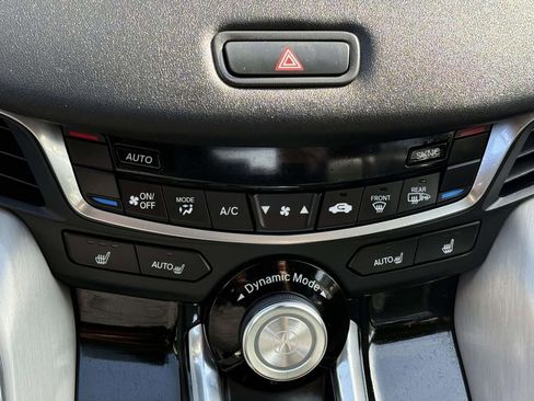 Certified 2025 Acura TLX w/ Technology Package image 19